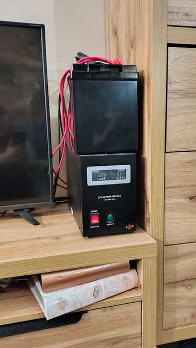 Система резервного живлення - ДБЖ 1кВт, 24V та АКБ 24v 80Ah - 2кВт