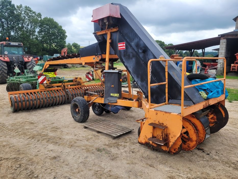 Pryzmownik podbierak pryzm taśmociąg załadunkowy