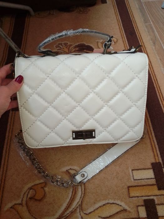 Продам нову жіночу сумочку