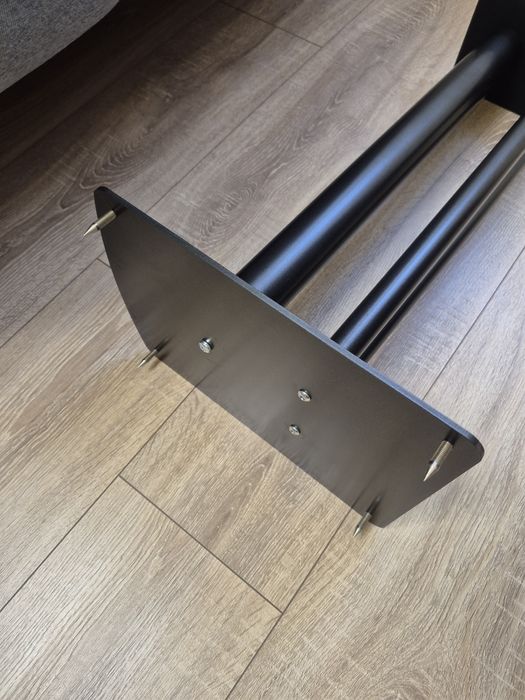 Подставки , стойки для полочной акустики