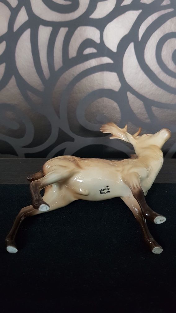 Jeleń figurka z porcelany Beswick
