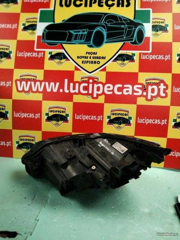 Otica Direita Peugeot 3008 II | 102483