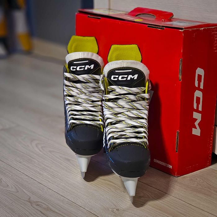 Łyżwy hokejowe CCM Tacks AS-560 r. 47