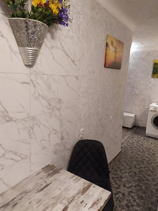 3 кiмн,центр,чисто,фіск.чек.!Володимирска105, паркомісце