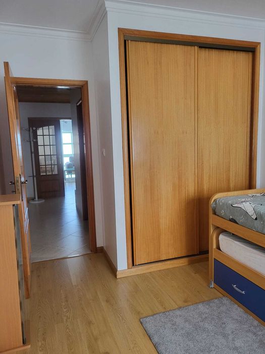 Alugo T2, próximo da escola Secundária Damião de Goes.