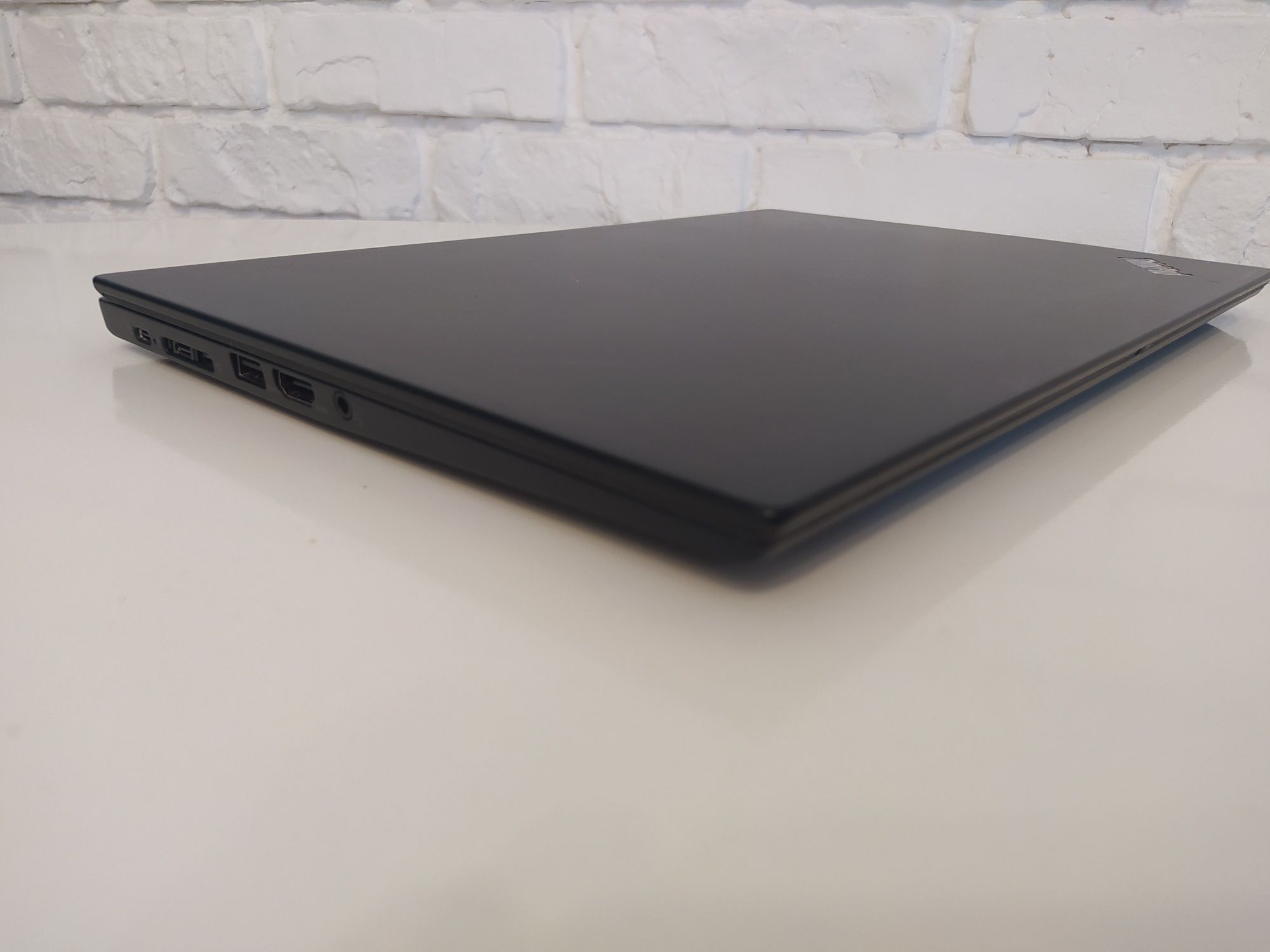 LENOVO ThinkPad T14s/14"FHD IPS/i5-10310U/8Gb/256Gb