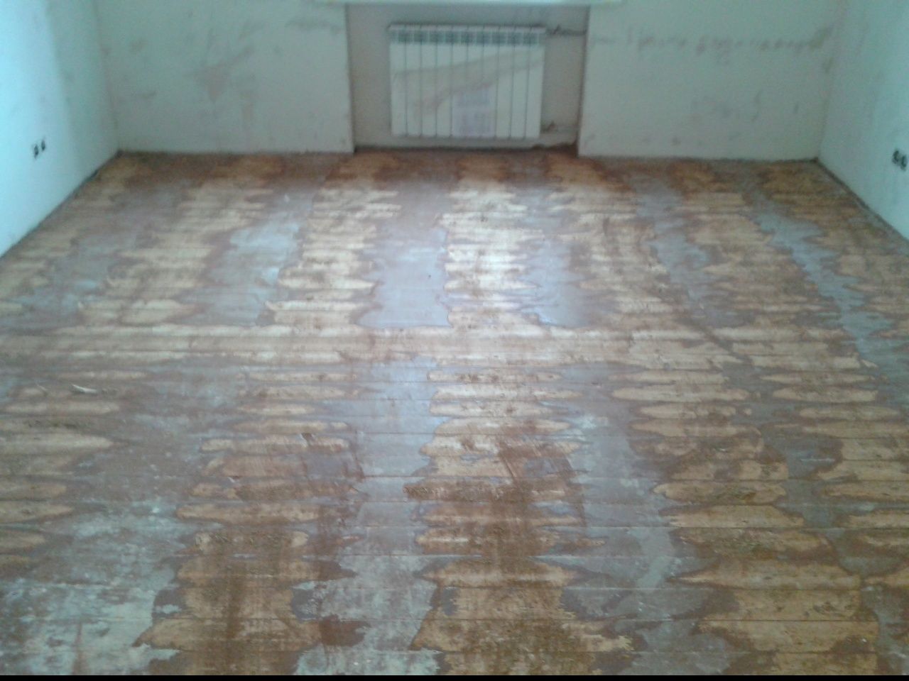 Шліфування  дерев'яної підлоги та її реставрування в Київі та обл