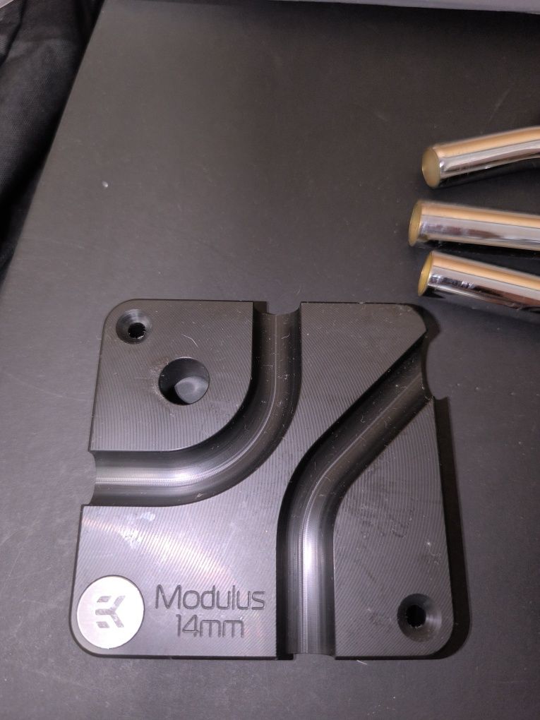 Sistema watercooling ekwb vário material