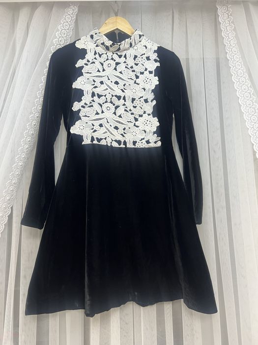 Оксамитова сукня Asos