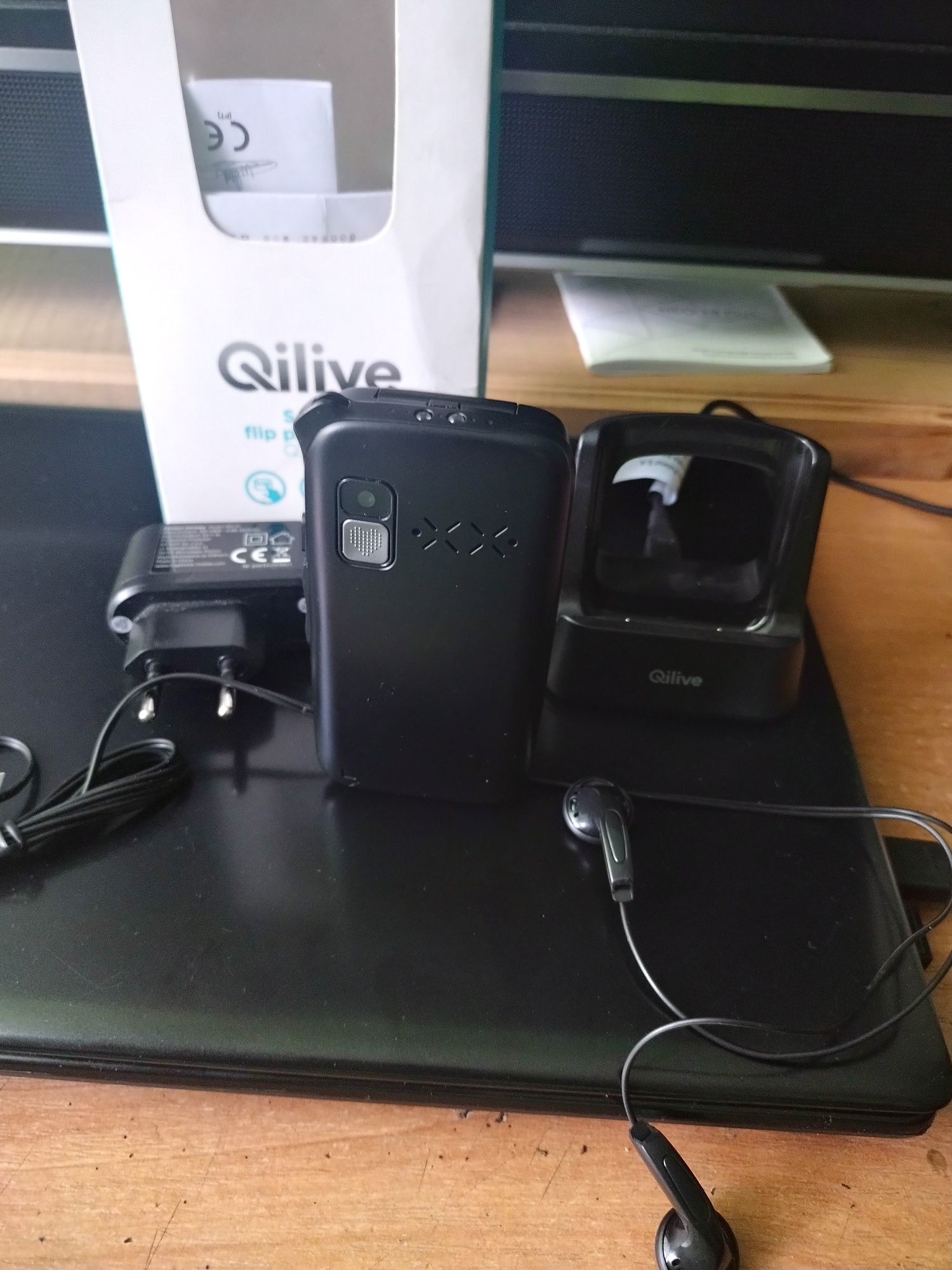 Продам Gilive Senior flip phone 2.4