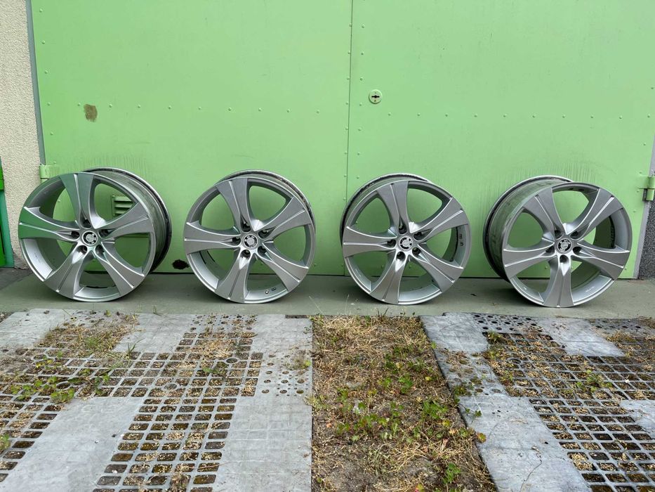 Alu felgi AUTEC Germany BMW 19 5x120 et45 8,5J X3 X4 X5 e70 f15 X6 e71