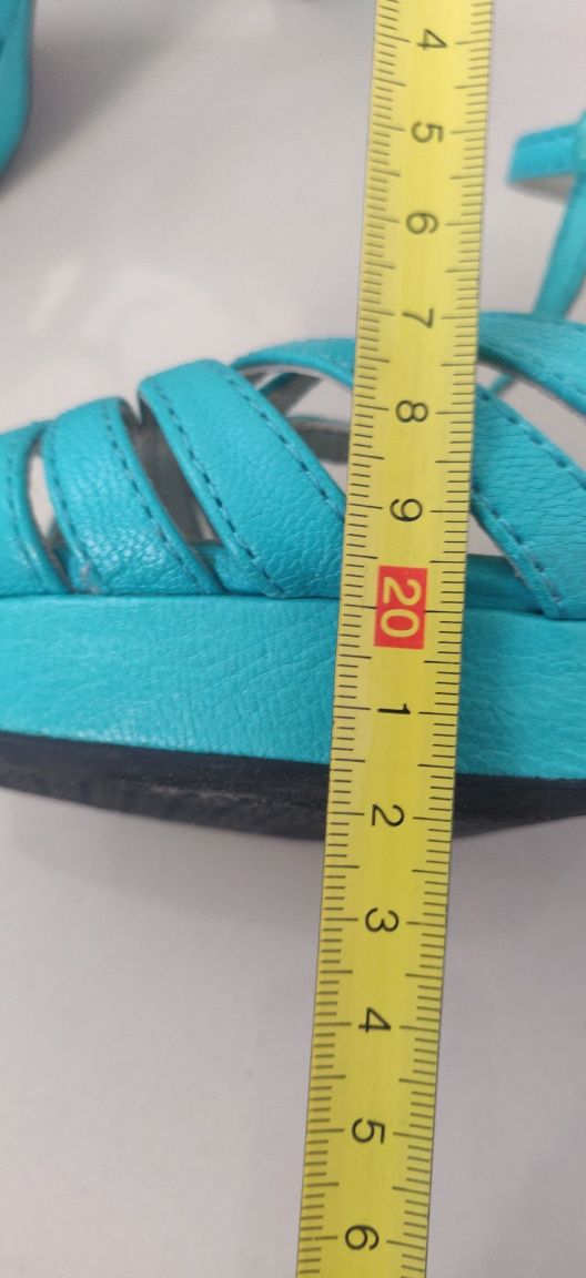 Buty na obcasie Geox 38