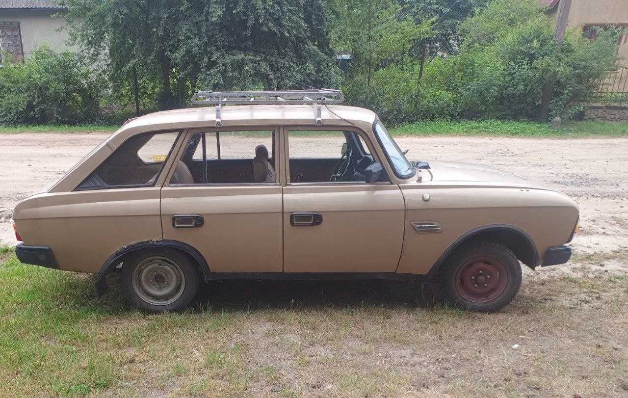 Москвич Іж Комбі 21501
