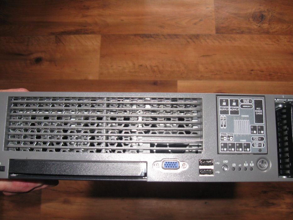 Serwer HP ProLiant DL380 G5 Quad Core Xeon 2,5 GHz stan idealny