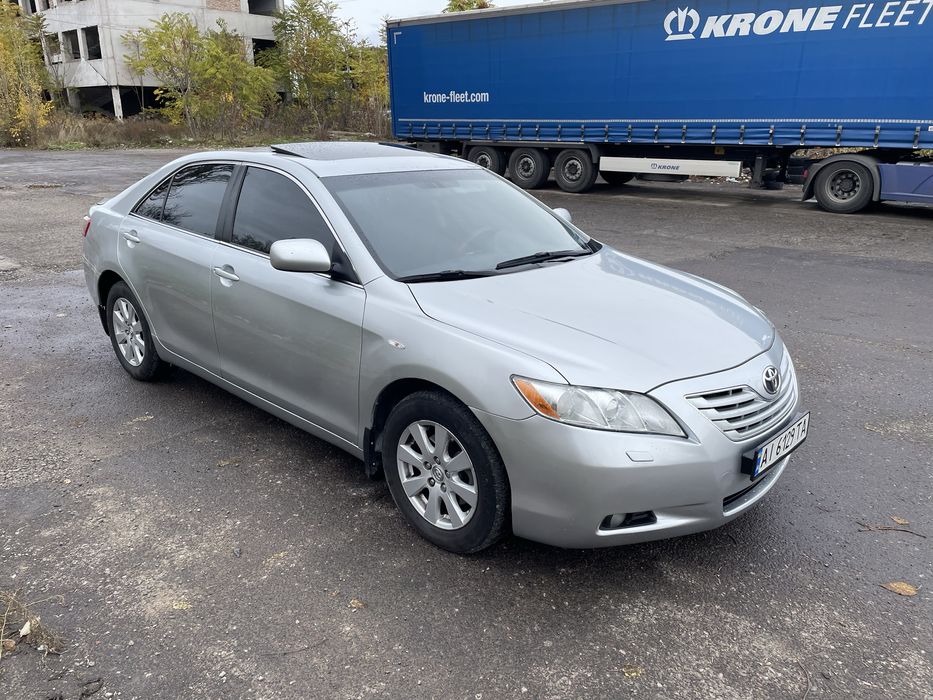 Toyota Camry 3.5 офіційна максимальна