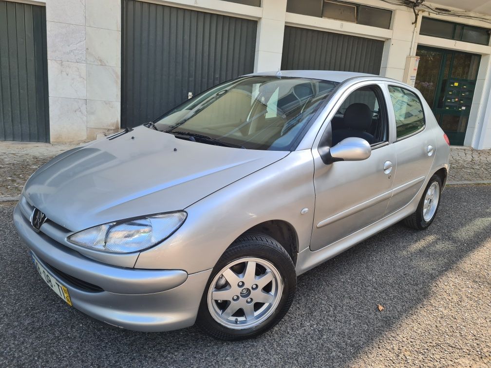Pegeout 206 gasolina 1.1 2002