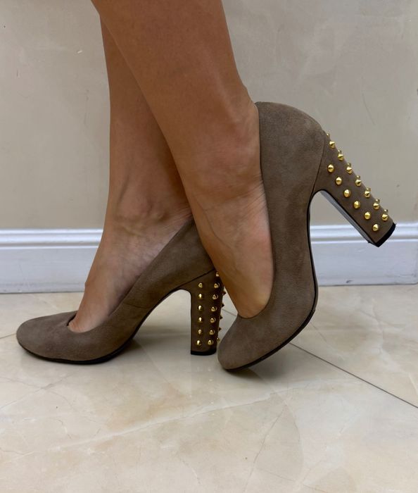 Gucci туфлі бежеві шкіряні на підборах замшевые туфли осенние базовые