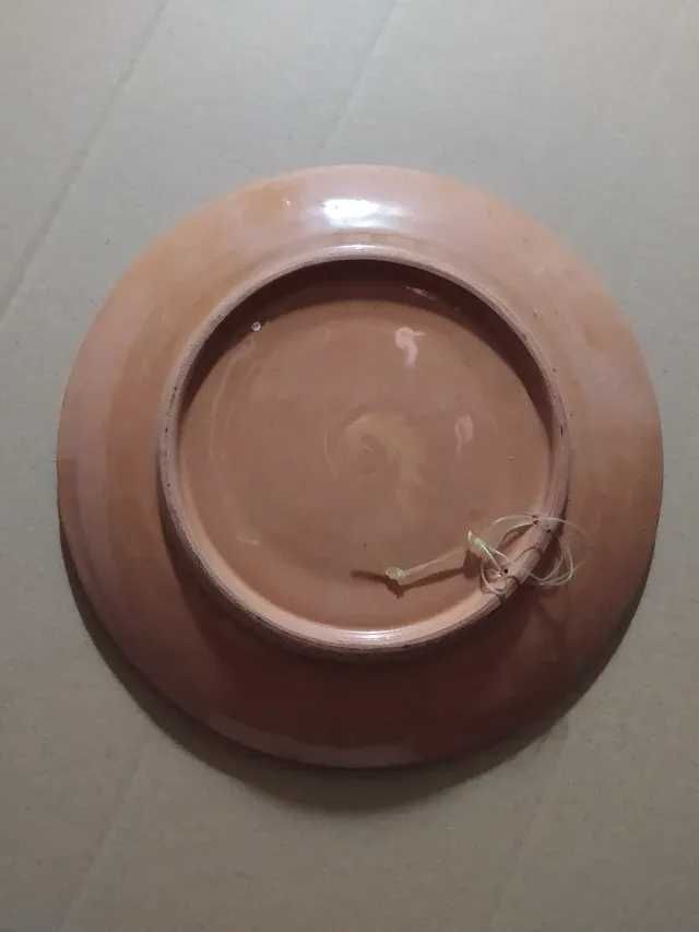 Prato Barro Artesanal