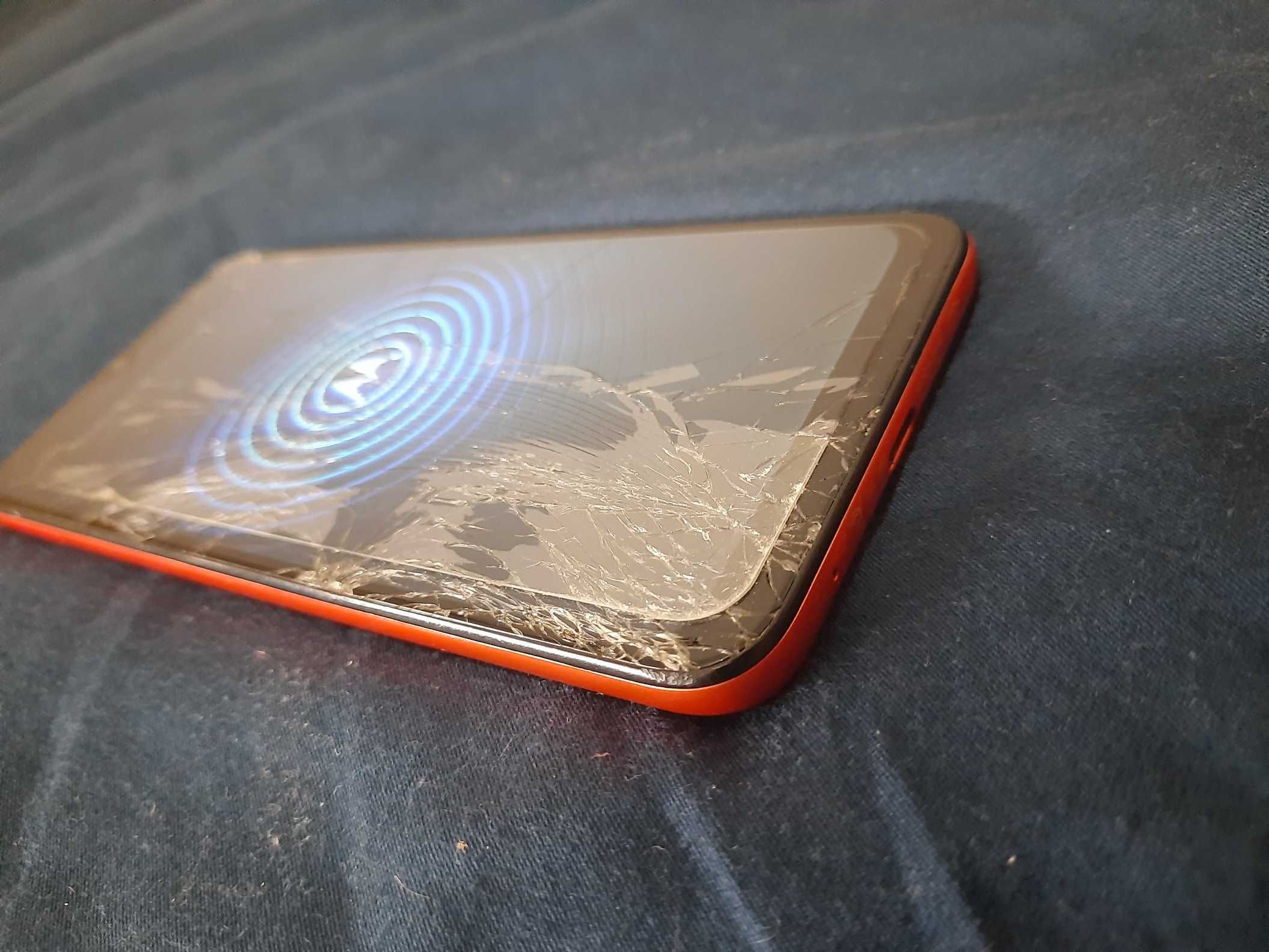 Moto E7 POWER 4/64GB DS C-RED + Szkło hartowane