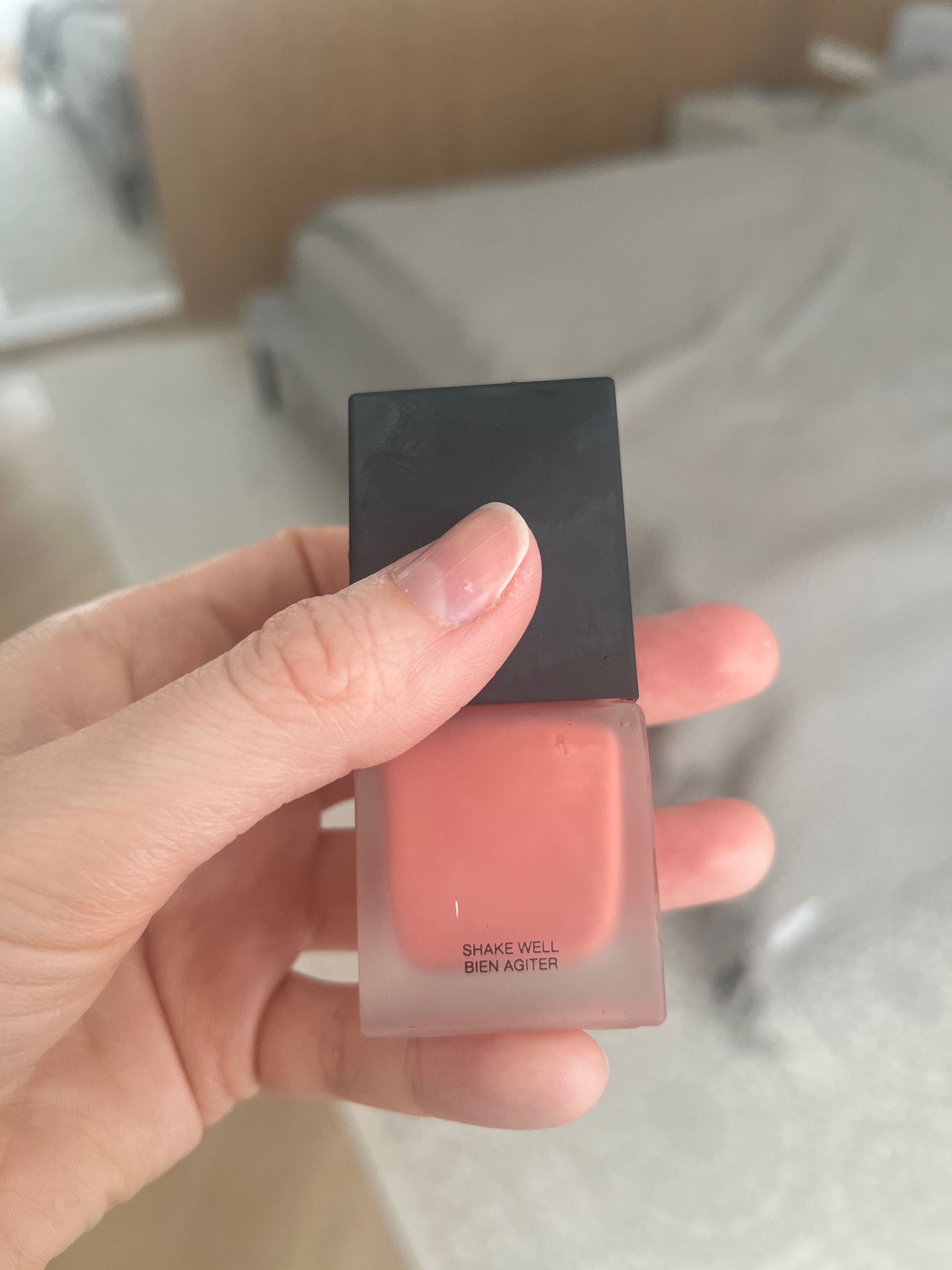 Рідкі румяна NARS