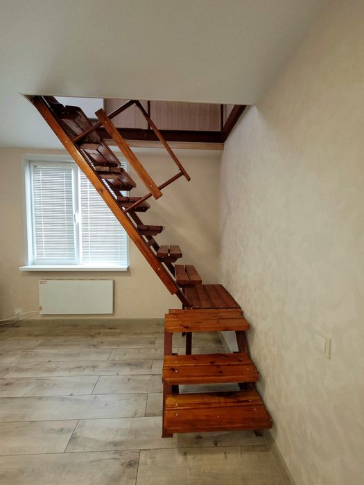 Продам Шикарный Дом -Дача недалеко от Левого берега