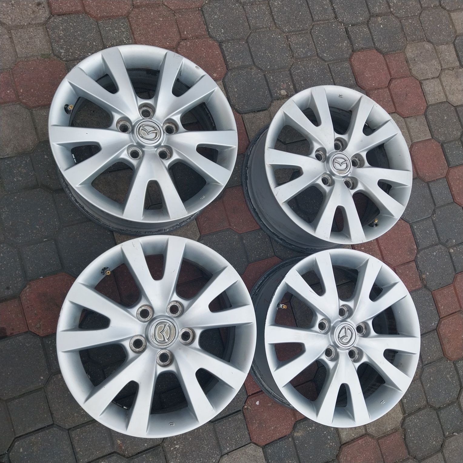 Oryginalne Felgi Aluminiowe Mazda 3 R16 5x114.3 6.5J ET 52.5