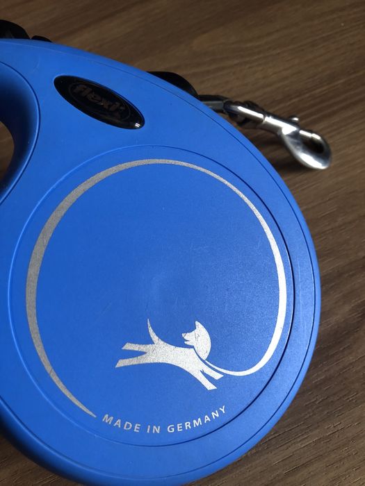 Smycz dla psa automatyczna Flexi New Classic tape L
