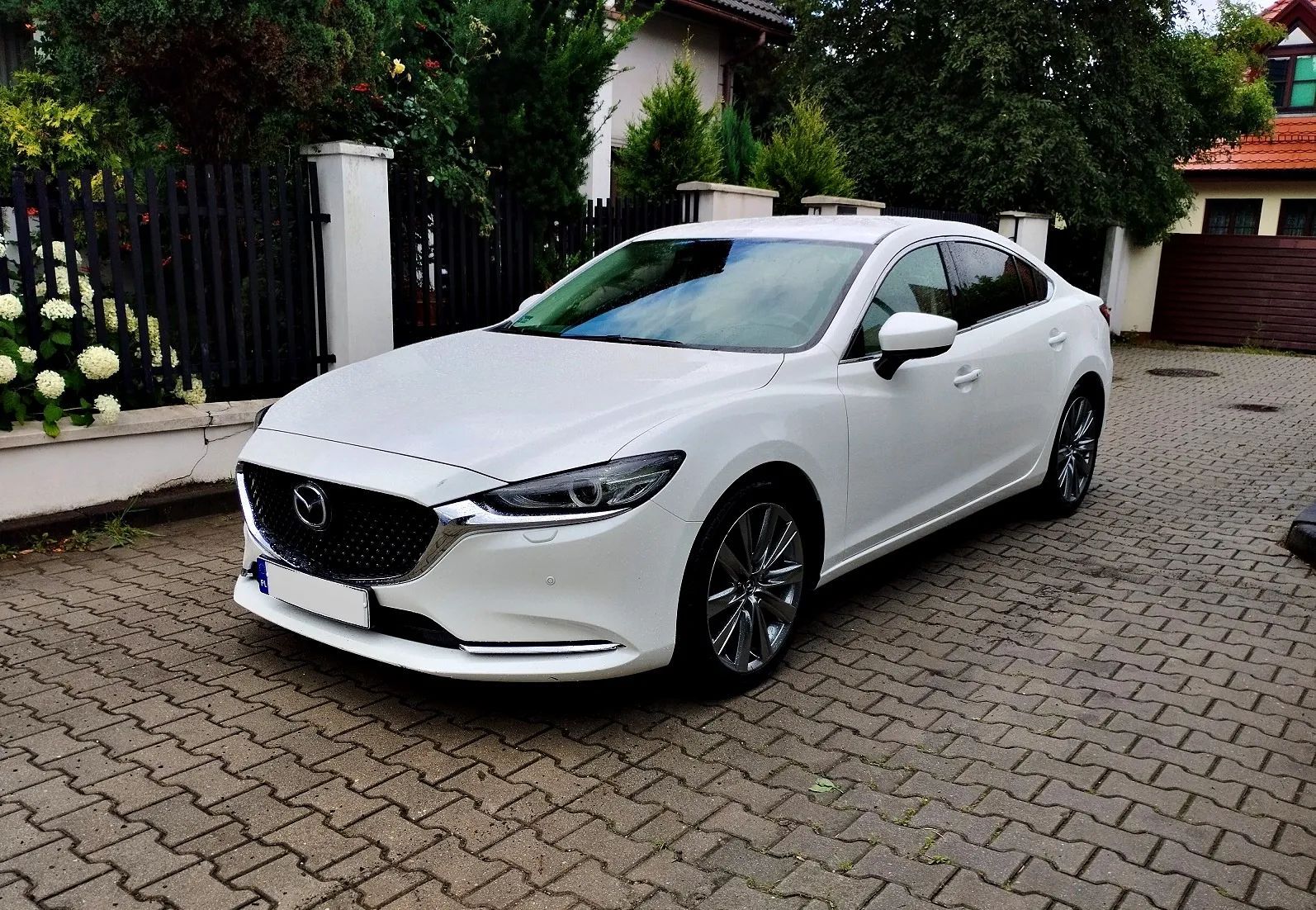 Mazda 6 Krajowy_ Serwis_ Bezwypadkowy_Max Wersja_Stan BDB_I Wł_Biała Perła