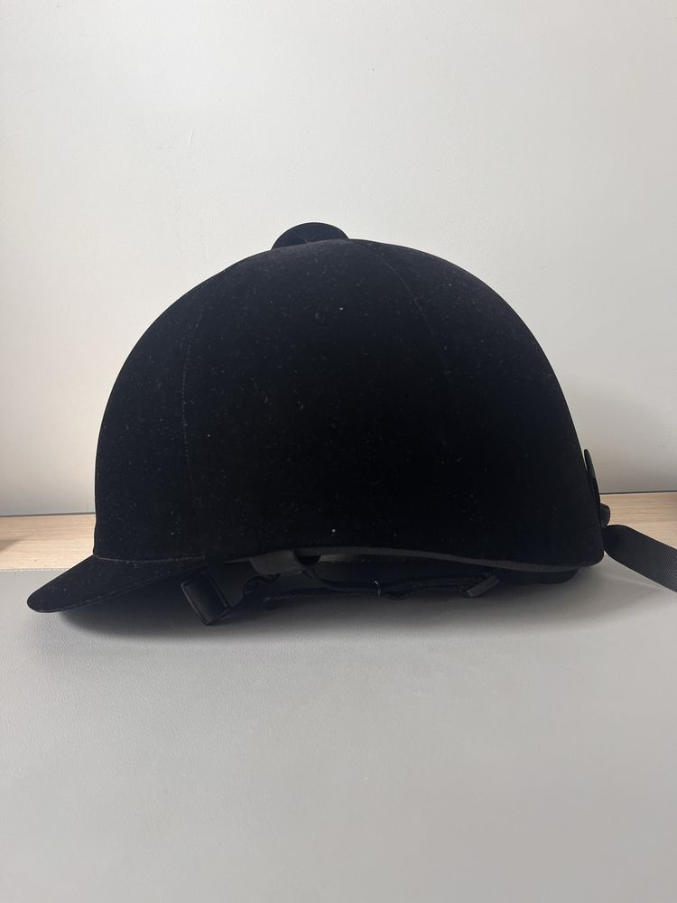 Toczek jeździecki / kask do jazdy konnej