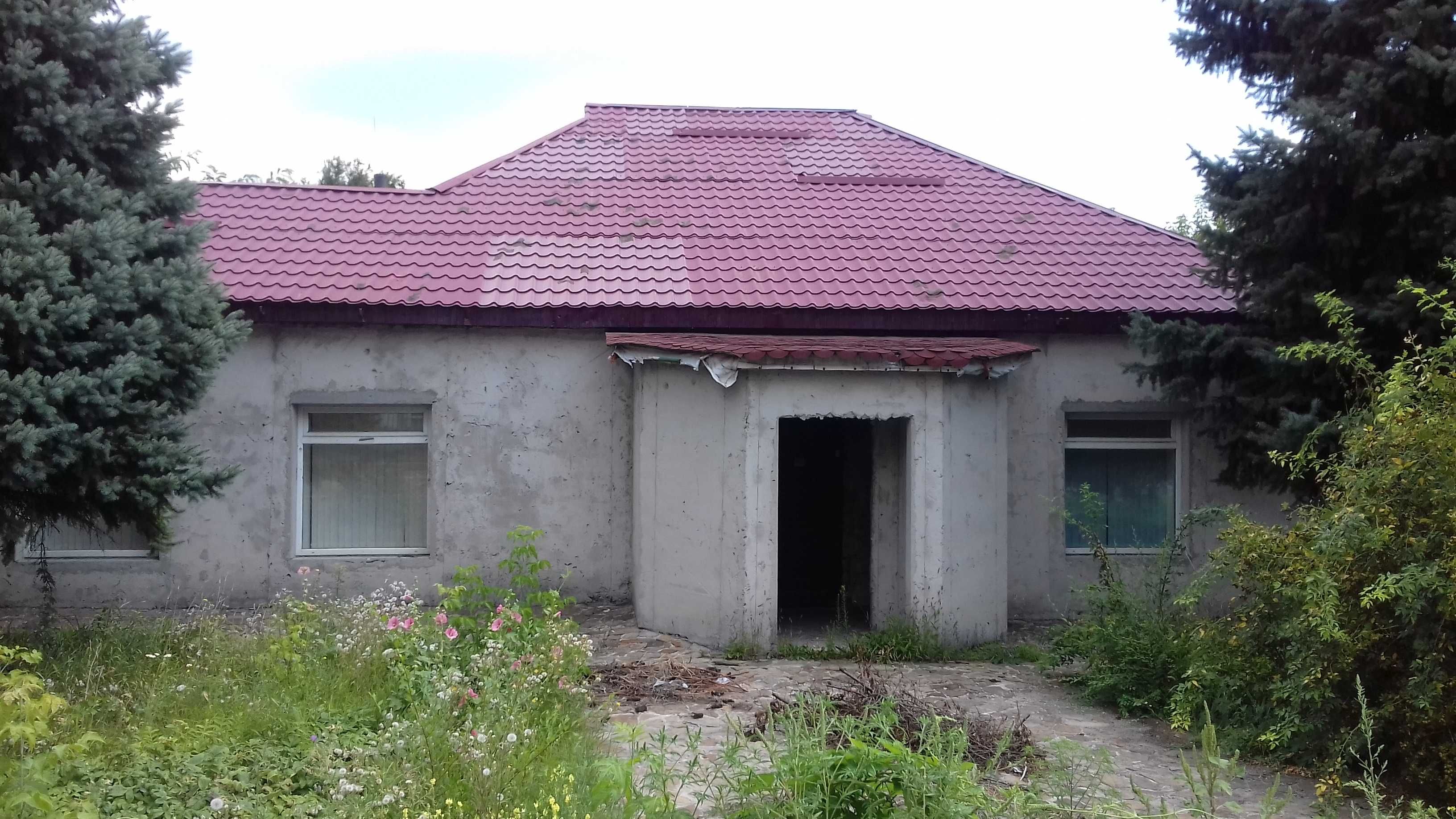 Фасадное здание 280 м.кв,Куйбышевский район,Донецк