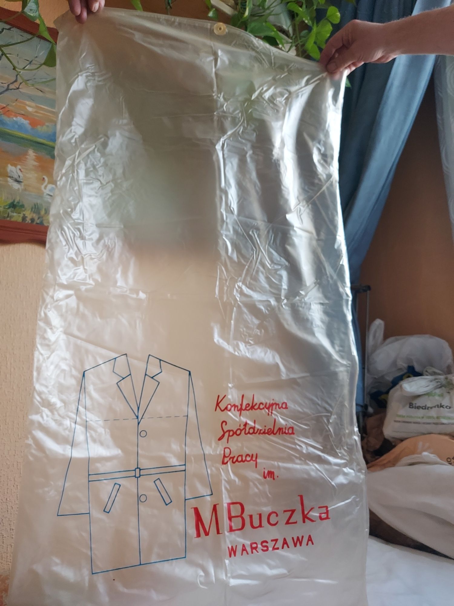 Stały pokrowiec na ubrania prl spoldzielnia pracy buczka