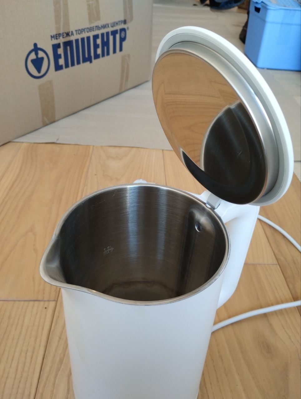 Електрочайник Mi Electric Kettle