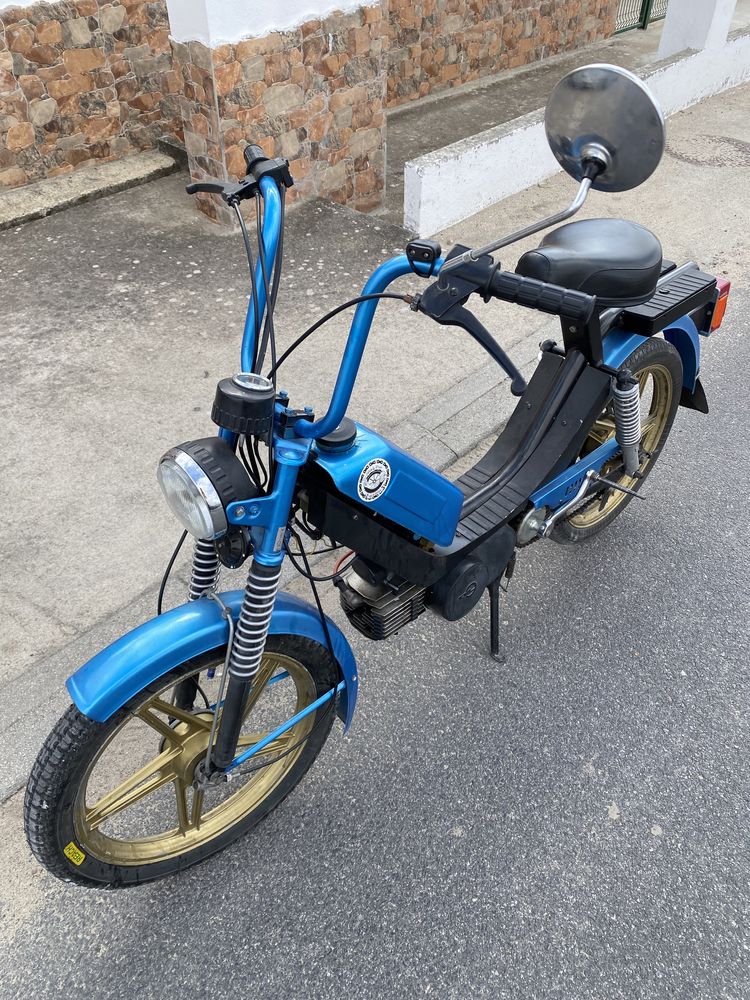 JAWA Mobilete restaurada