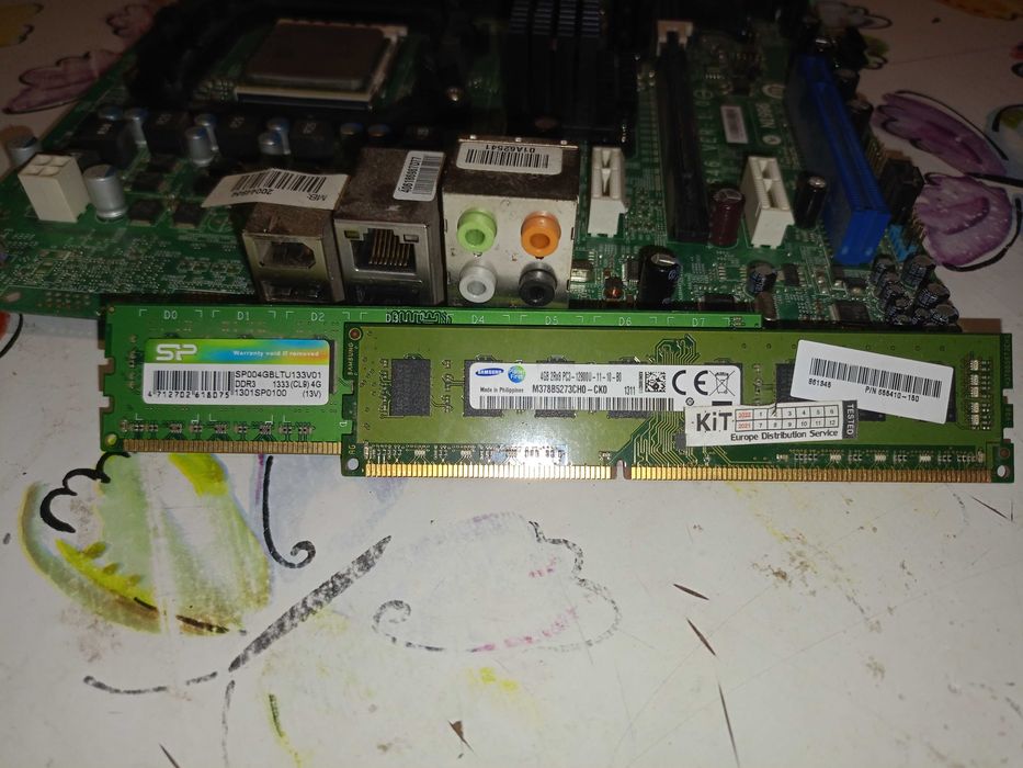 Комплект материнська плата + процесор + оперативна пам'ять