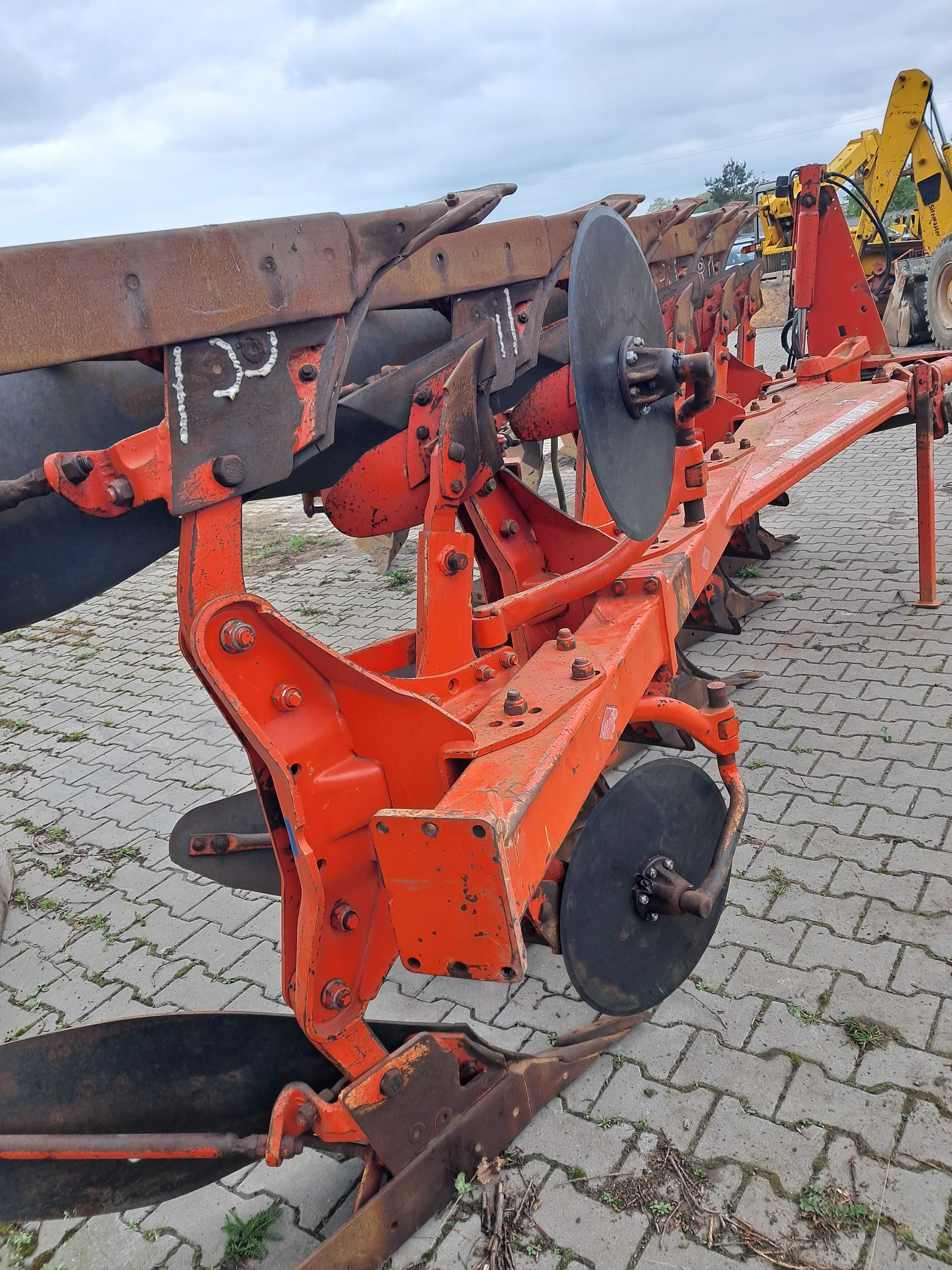 Pług obrotowy kuhn multimaster 121 4+1