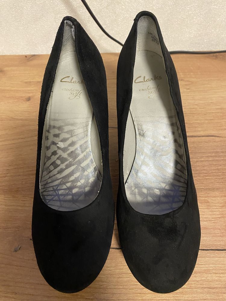 Продам туфлі  Clarks