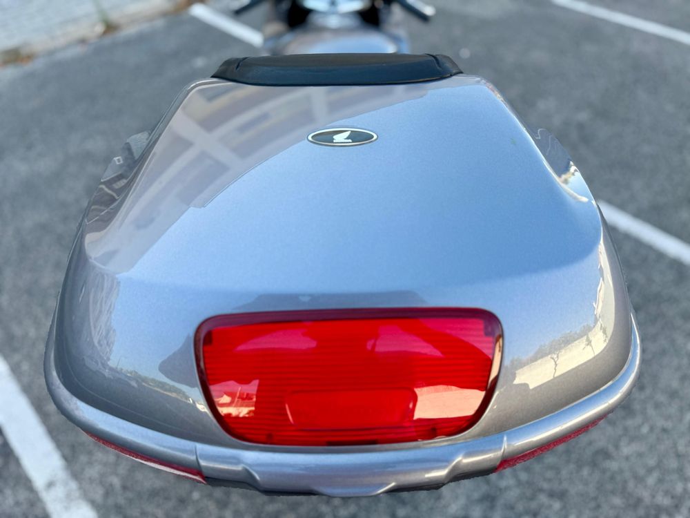 Honda VFR 800 VTEC com apenas 22500kms