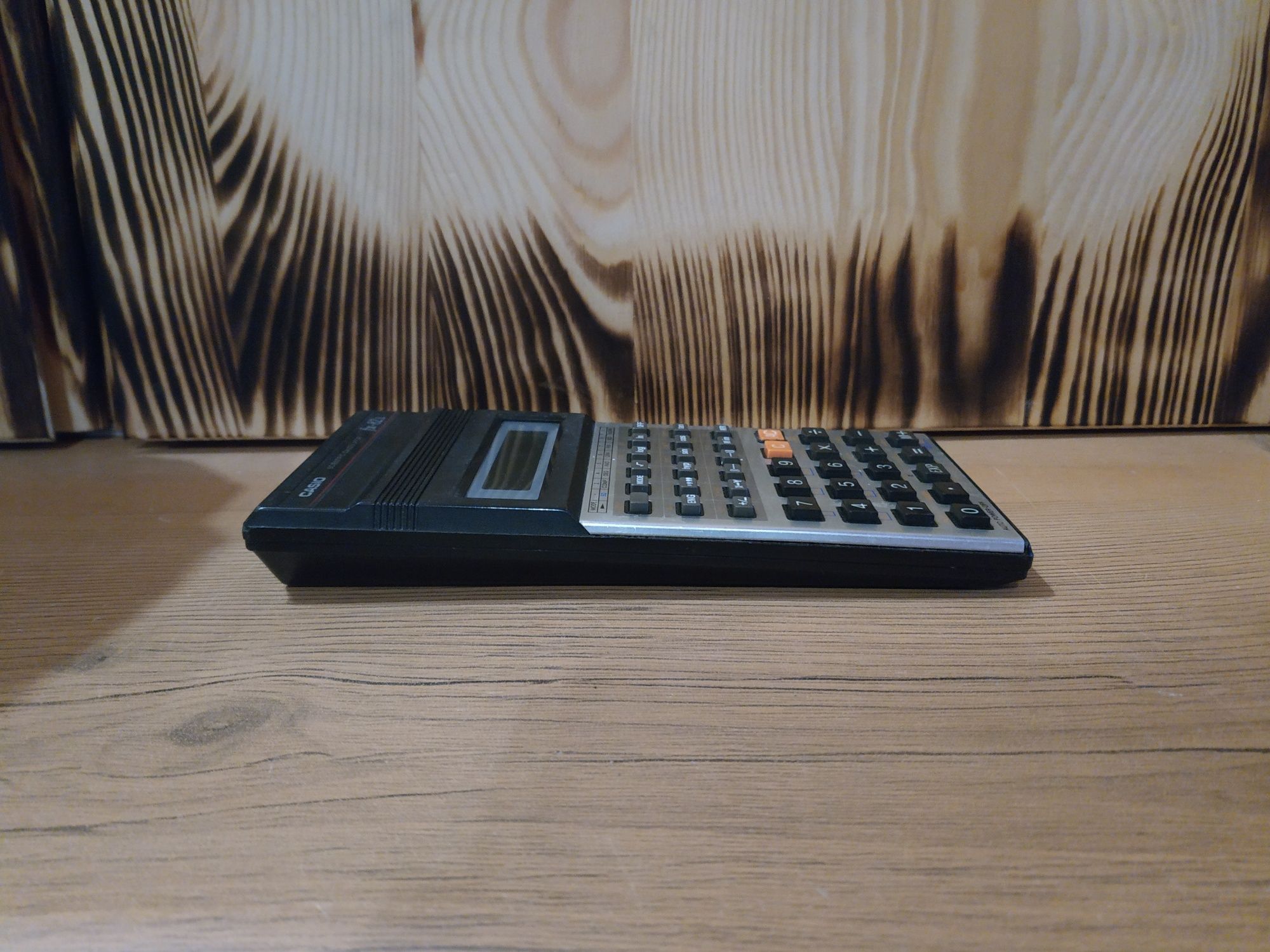 Kalkulator naukowy Casio Fx-82b