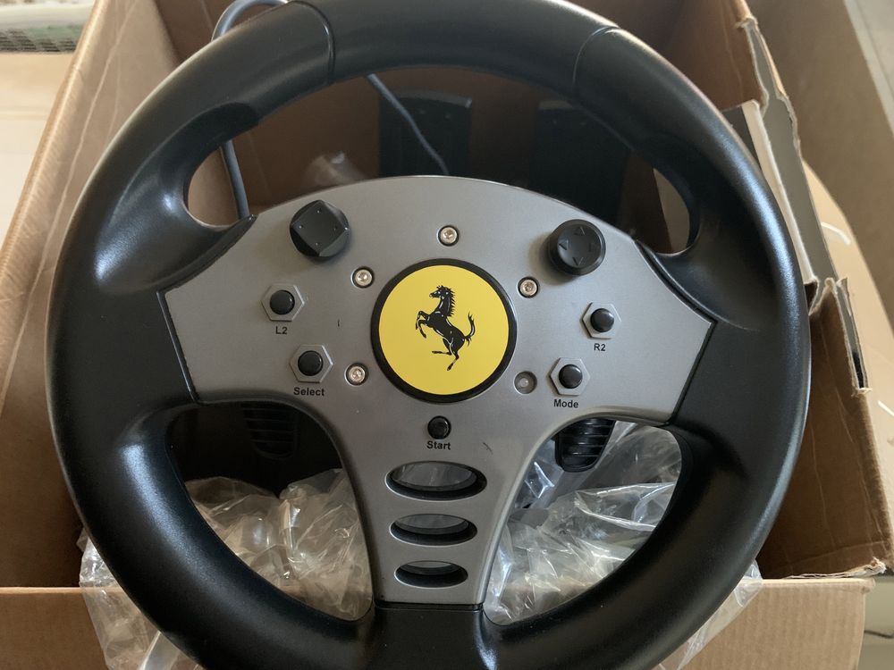 Volante Ferrari para PlayStation