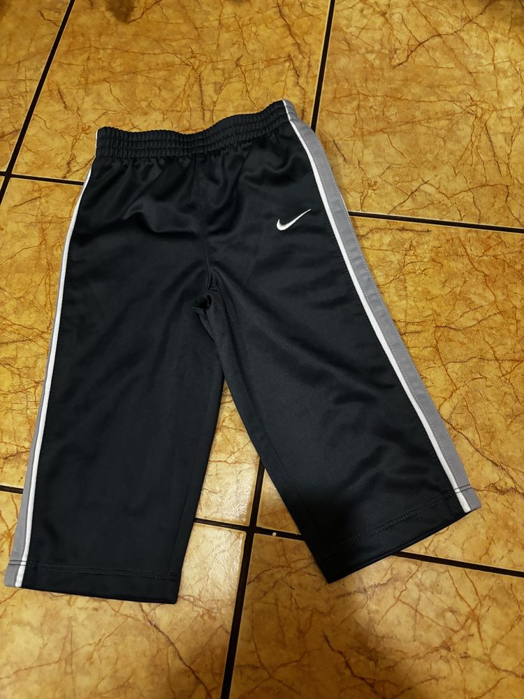 Spodnie chłopięce Nike