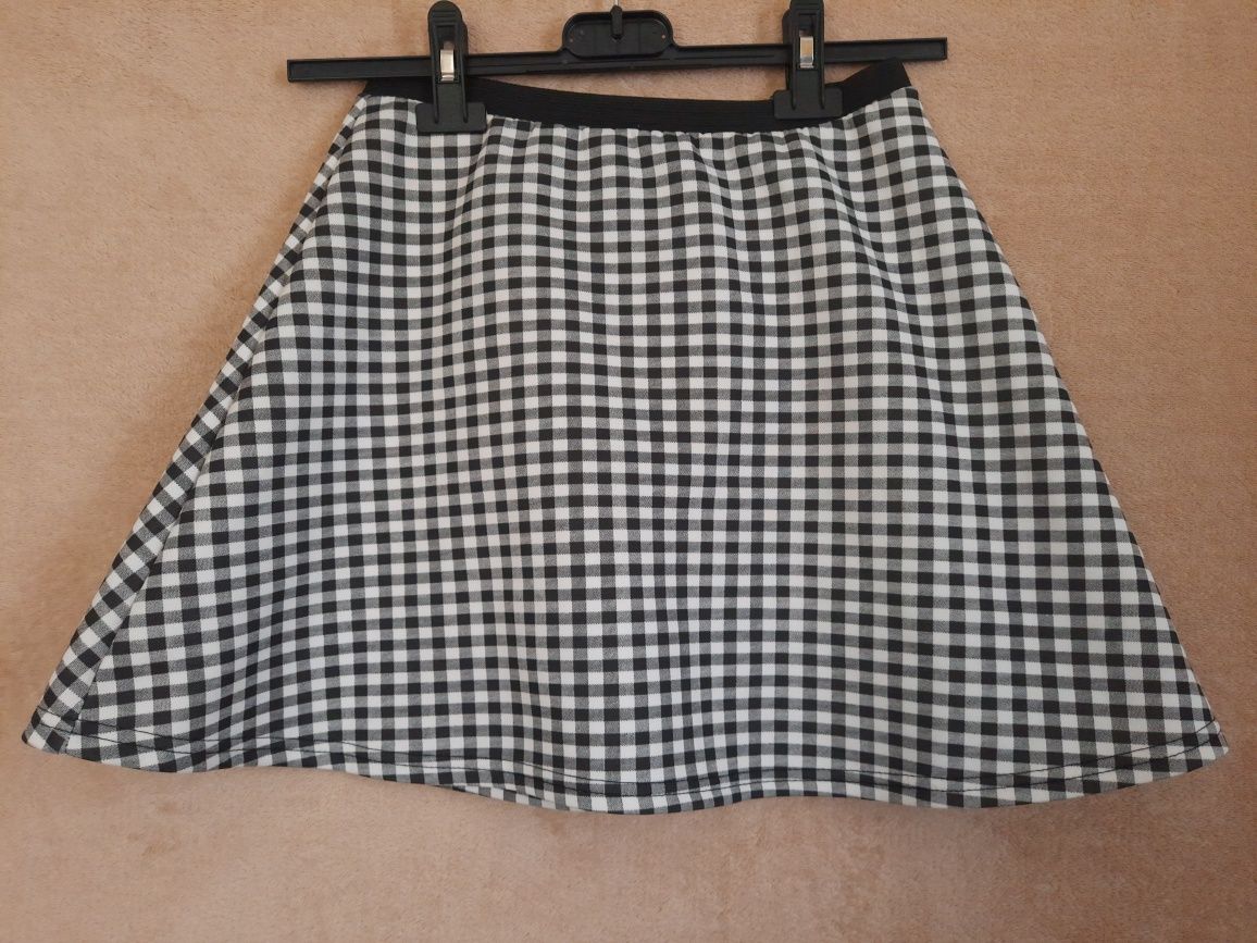 Elegancka spódniczka w kratkę