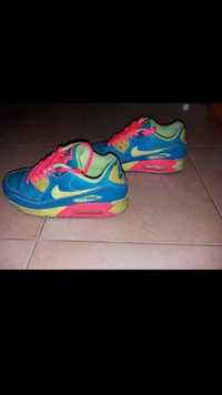 Vendo Sapatilha Nike usadas