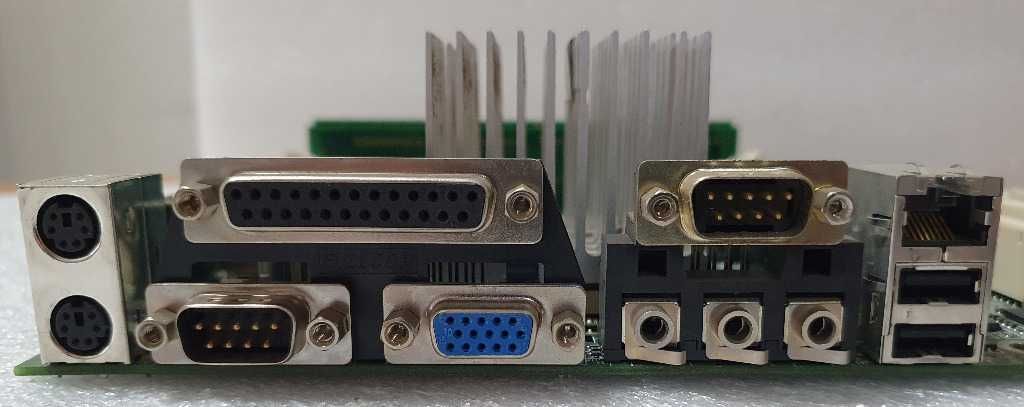 Płyta główna HP D9820 s.370 SDRAM AGP PCI VECTRA VL400 retro stan BDB