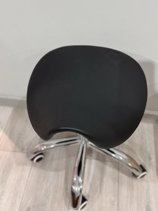 Taboret kosmetyczny siodło