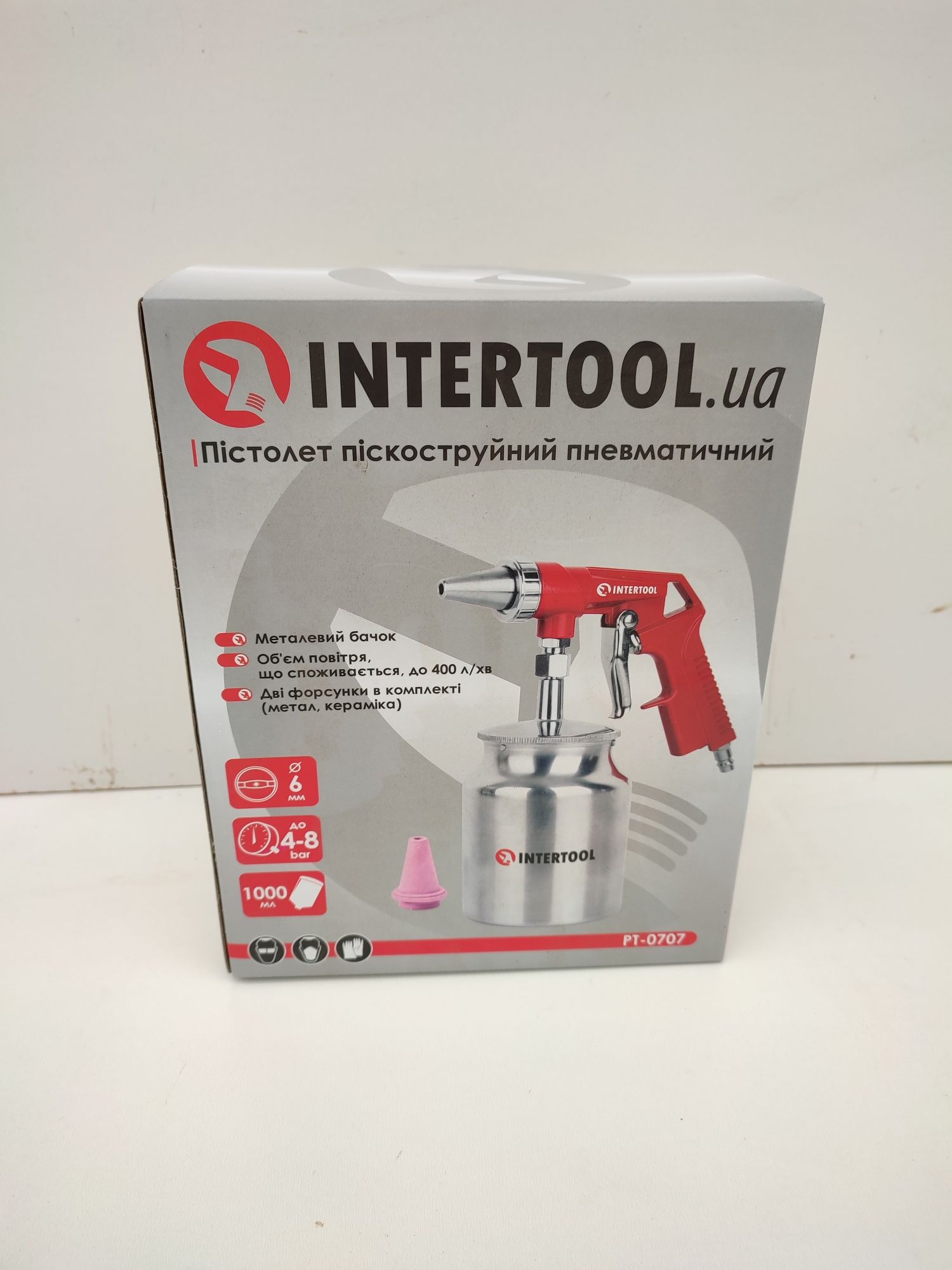 Пистолет пескоструйный пневматический INTERTOOL РТ-0706  PТ-0707