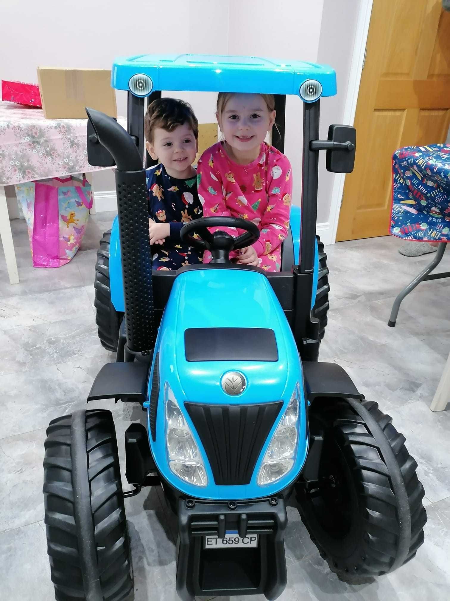 NEW HOLLAND 24V! Super mocny traktorek na akumulator