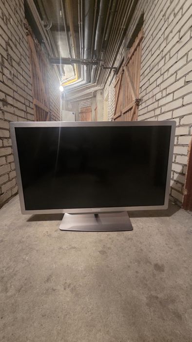 Telewizor PHILIPS 42 cale