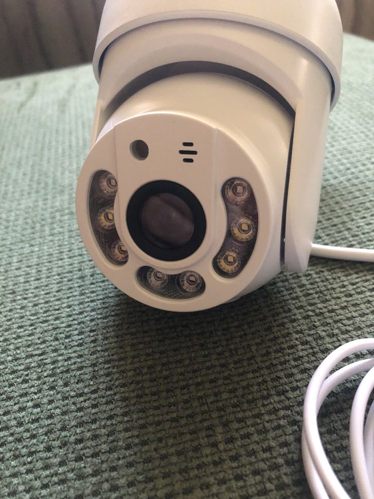 Camera de vigilancia nova em caixa