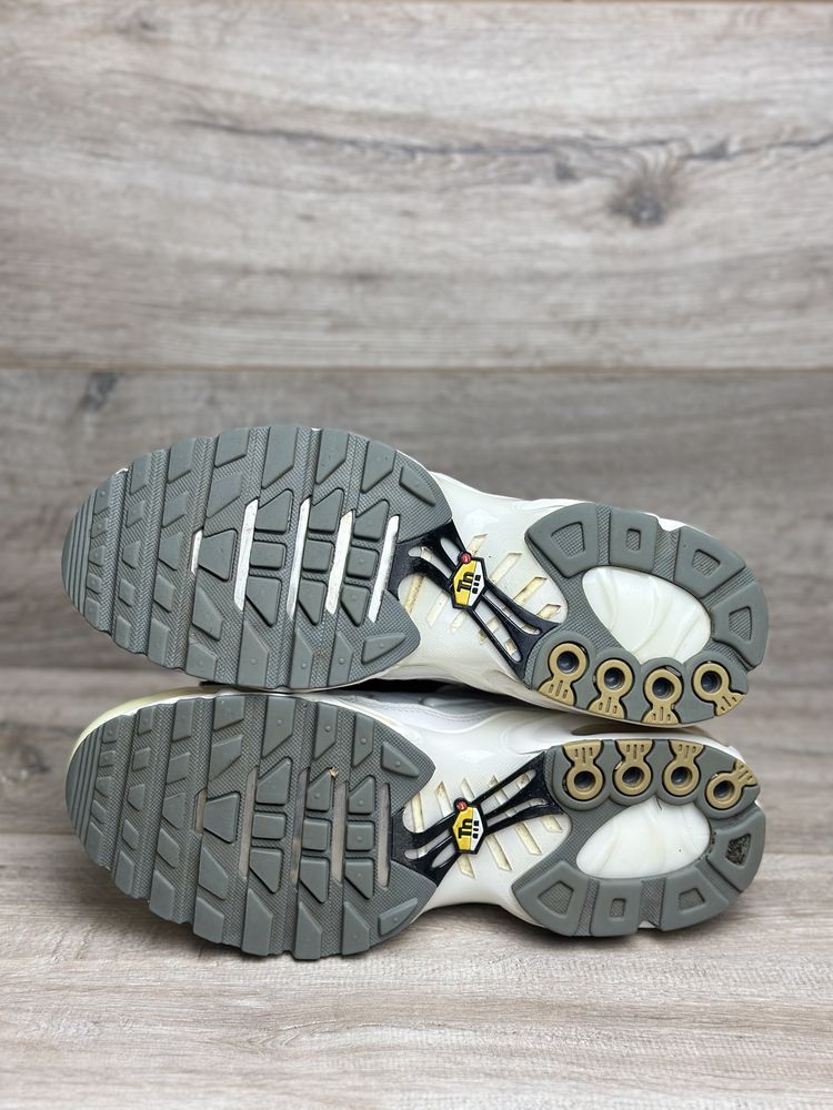Оригінальні кросівки Nike Air Max Tn Plus White Reflective (42р-26.5см