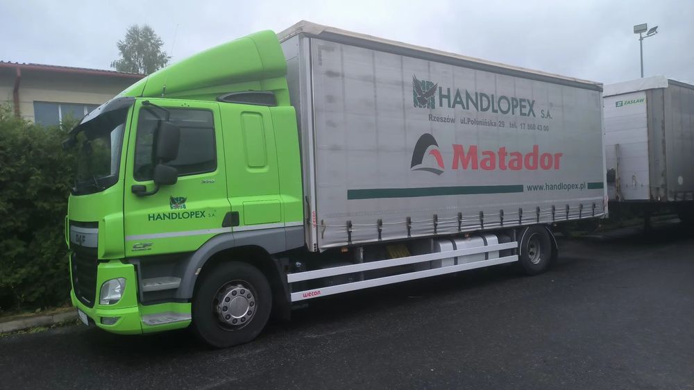 DAF CF 75 FA  DAF CF 75 370 KM Plandeka, przejazdówka, sprzęg przyczepy